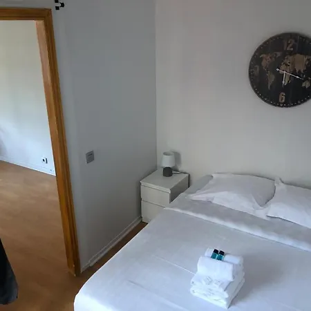 Montparnasse Apartment *